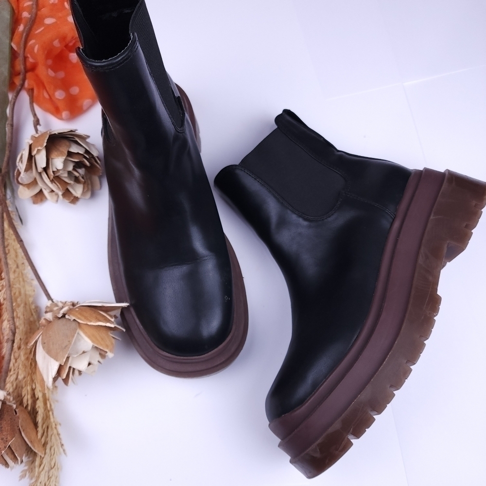 Urban Outfitters Black Women's Boots Sz 8m - Picture 5 of 12